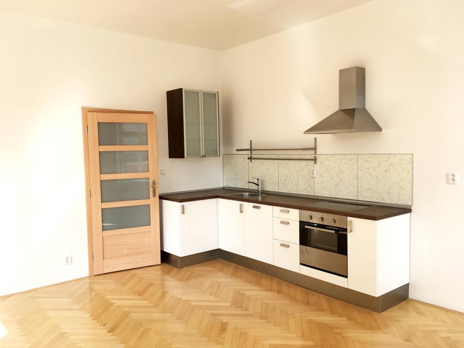 2+kk, Vackova, Brno, 55 m²