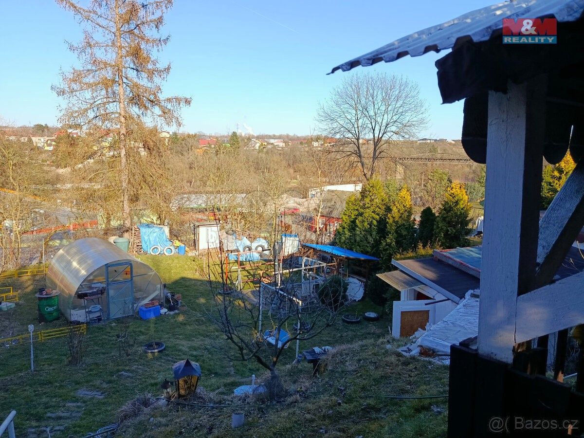 Zahrady, Kadaň, 432 01, 624 m²
