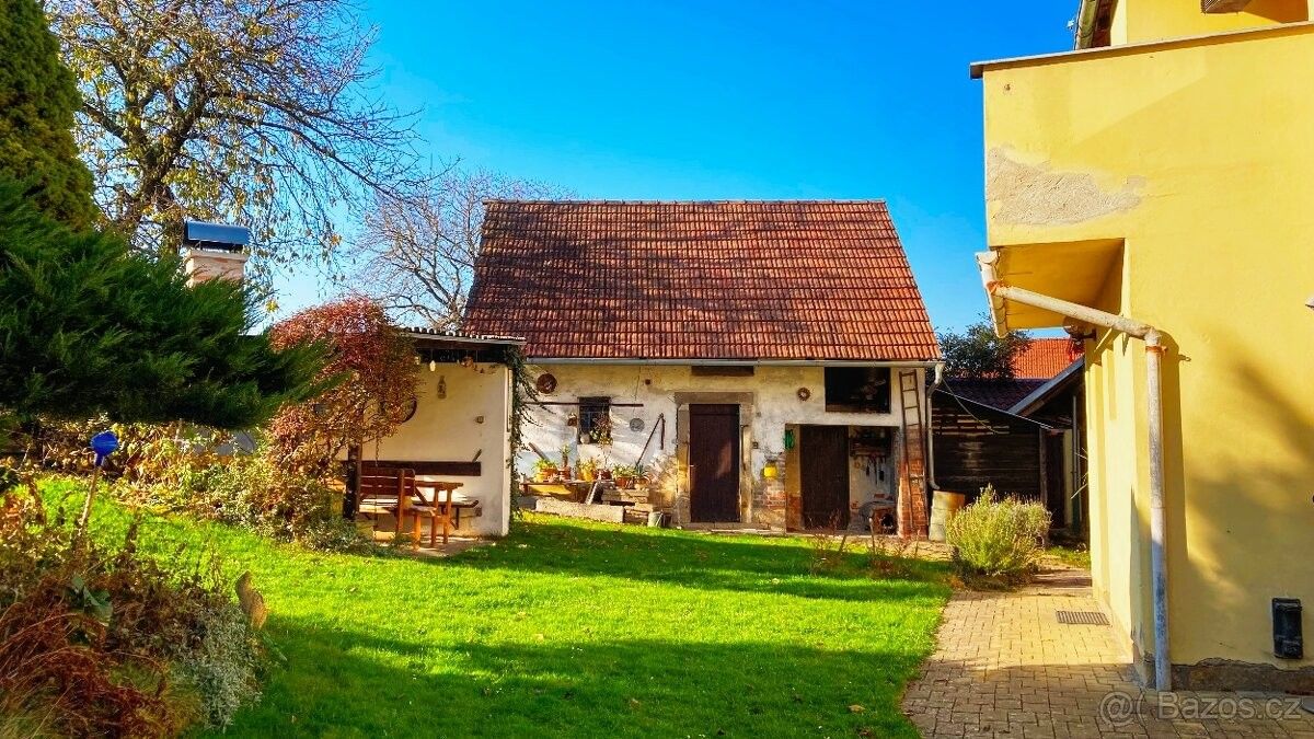 Prodej dům - Mlázovice, 507 58, 3 000 m²