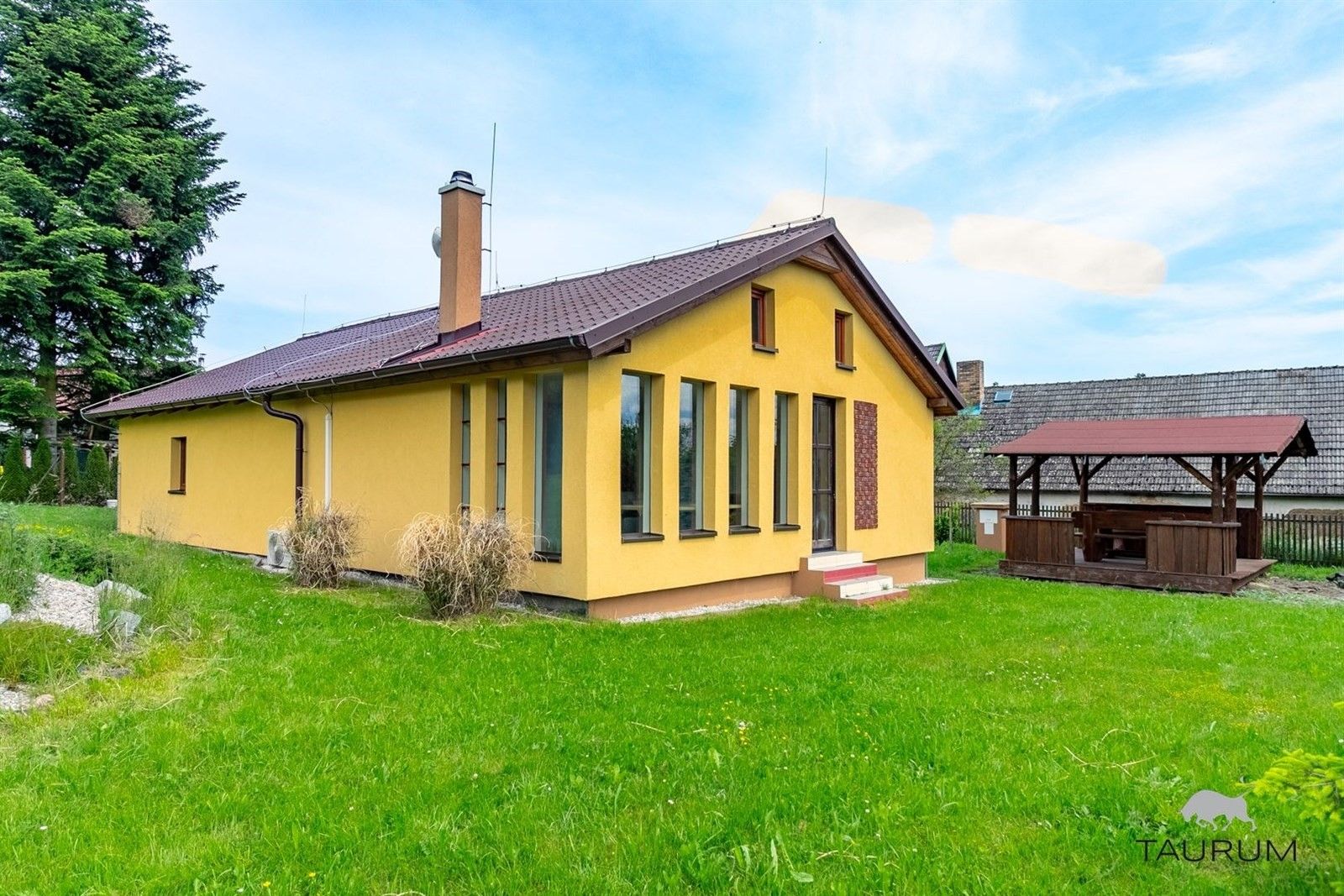 Ostatní, Mladý Smolivec, 100 m²