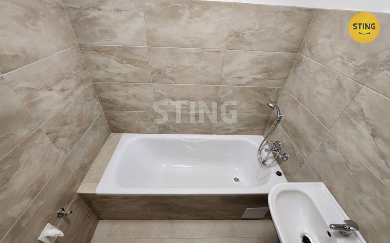 Pronájem byt 2+1 - nábř. Protifašistických bojovníků, Přerov, 52 m²