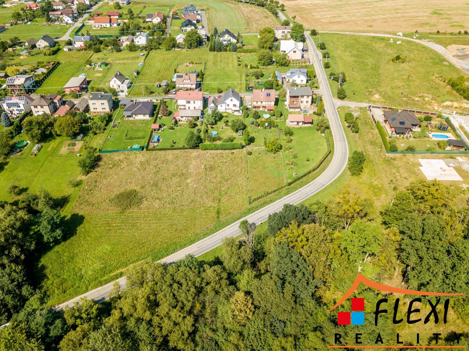 Zahrady, Frýdecká, Bludovice, Havířov, 945 m²