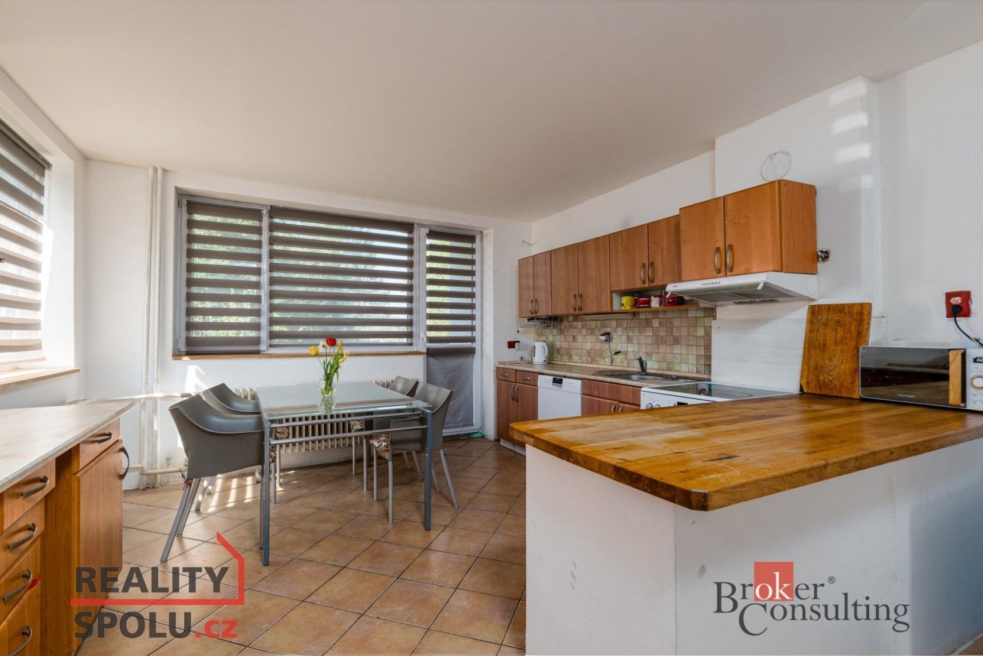 Prodej rodinný dům - Potoční, Plasy, 303 m²