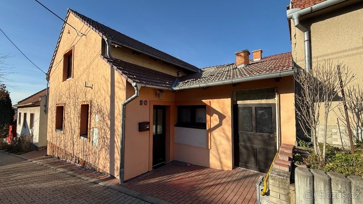 Prodej dům - Slavkov u Brna, 684 01, 921 m²