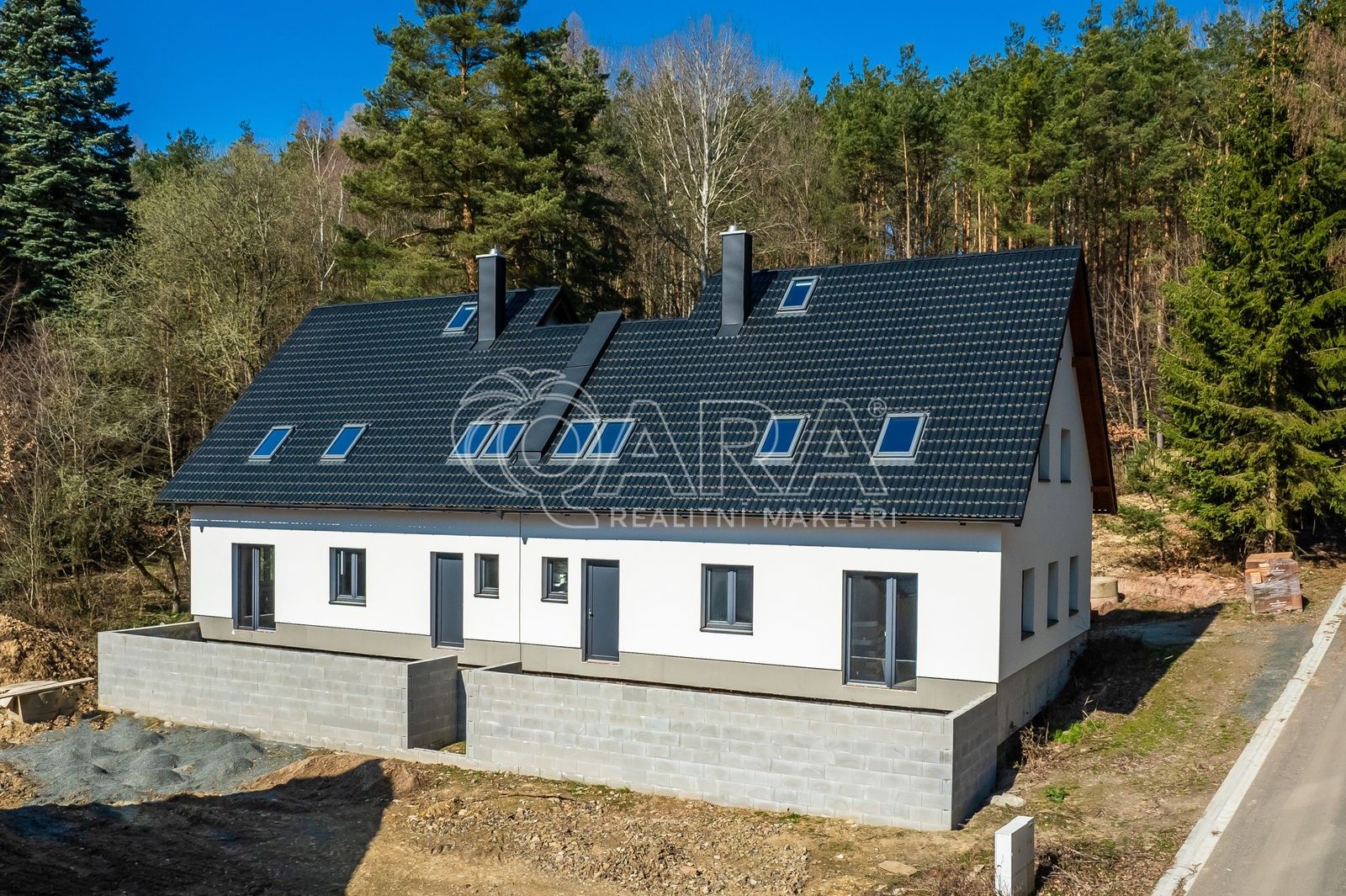 Prodej rodinný dům - Mníšek pod Brdy, 200 m²
