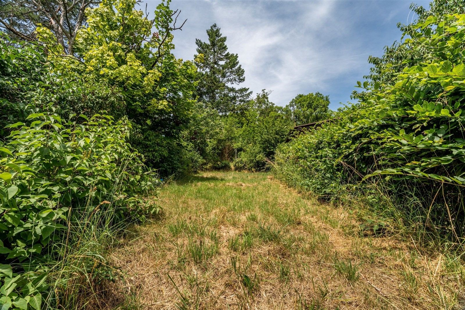 Zahrady, Komín, Brno, 529 m²