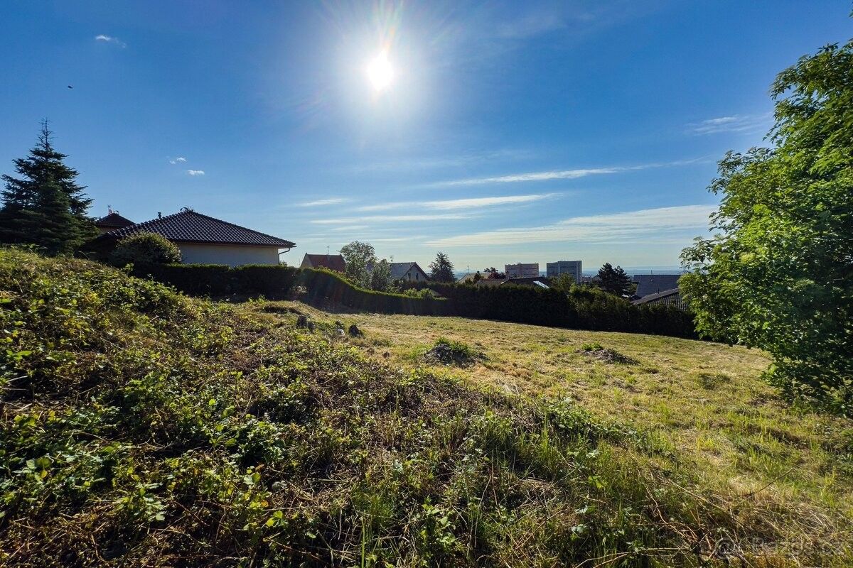 Prodej pozemek pro bydlení - Chomutov, 430 03, 989 m²