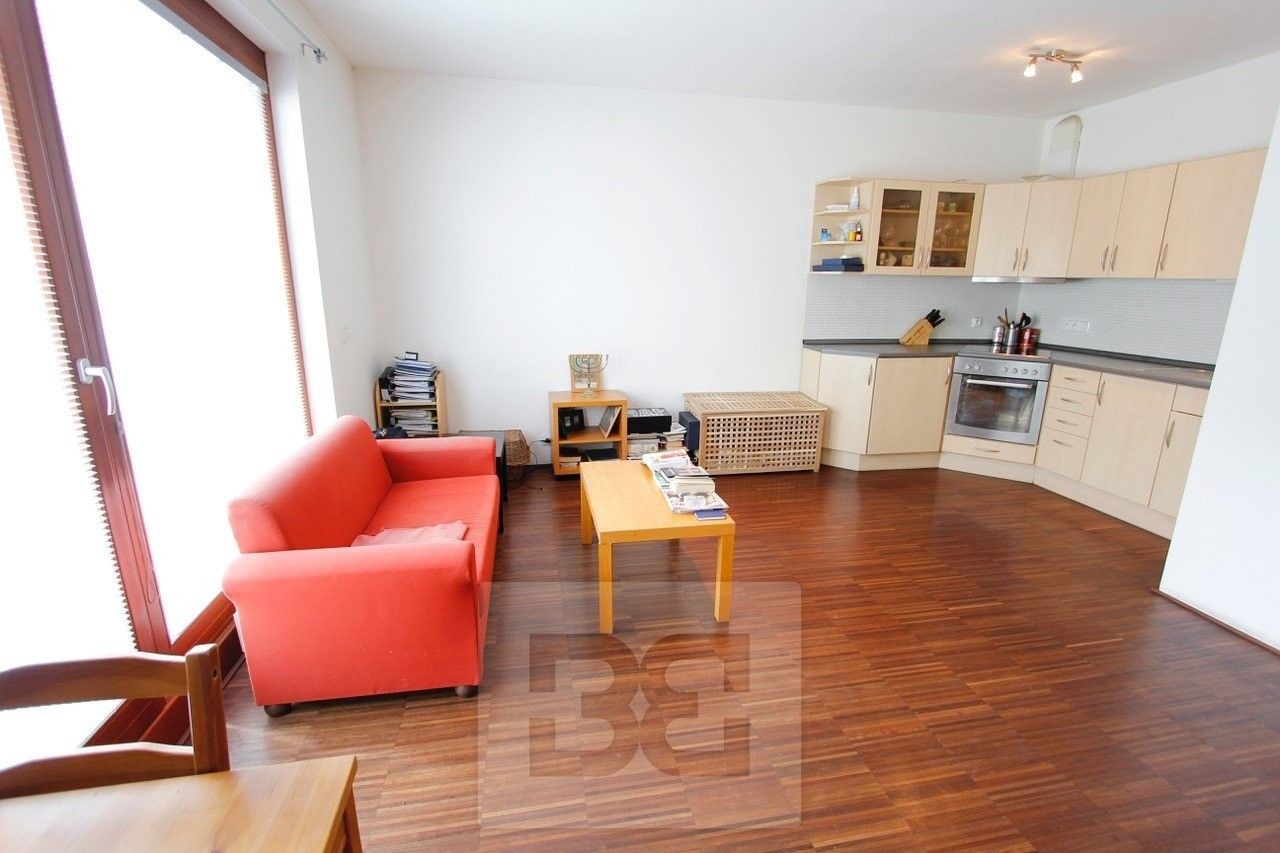 1+kk, Kollárova, Praha, 43 m²