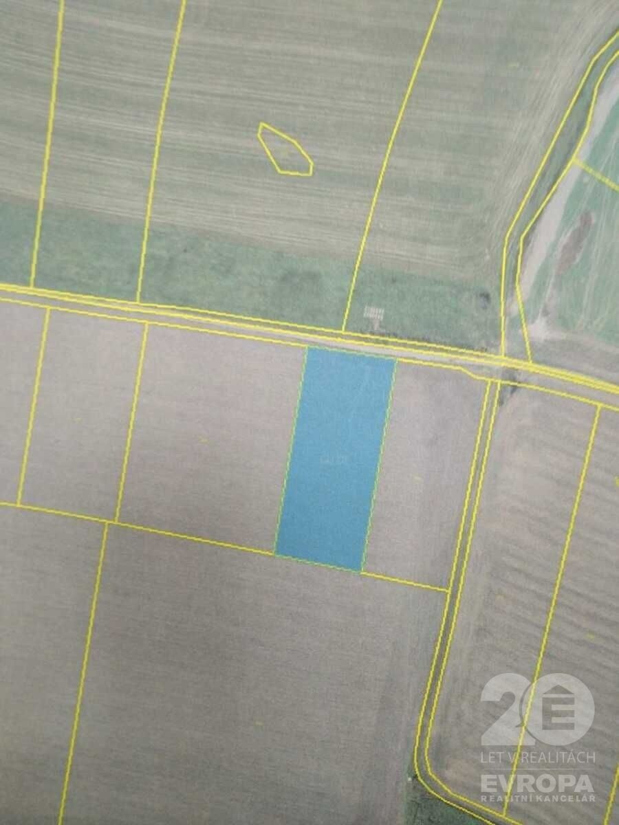 Zemědělské pozemky, Charvatce, 5 311 m²