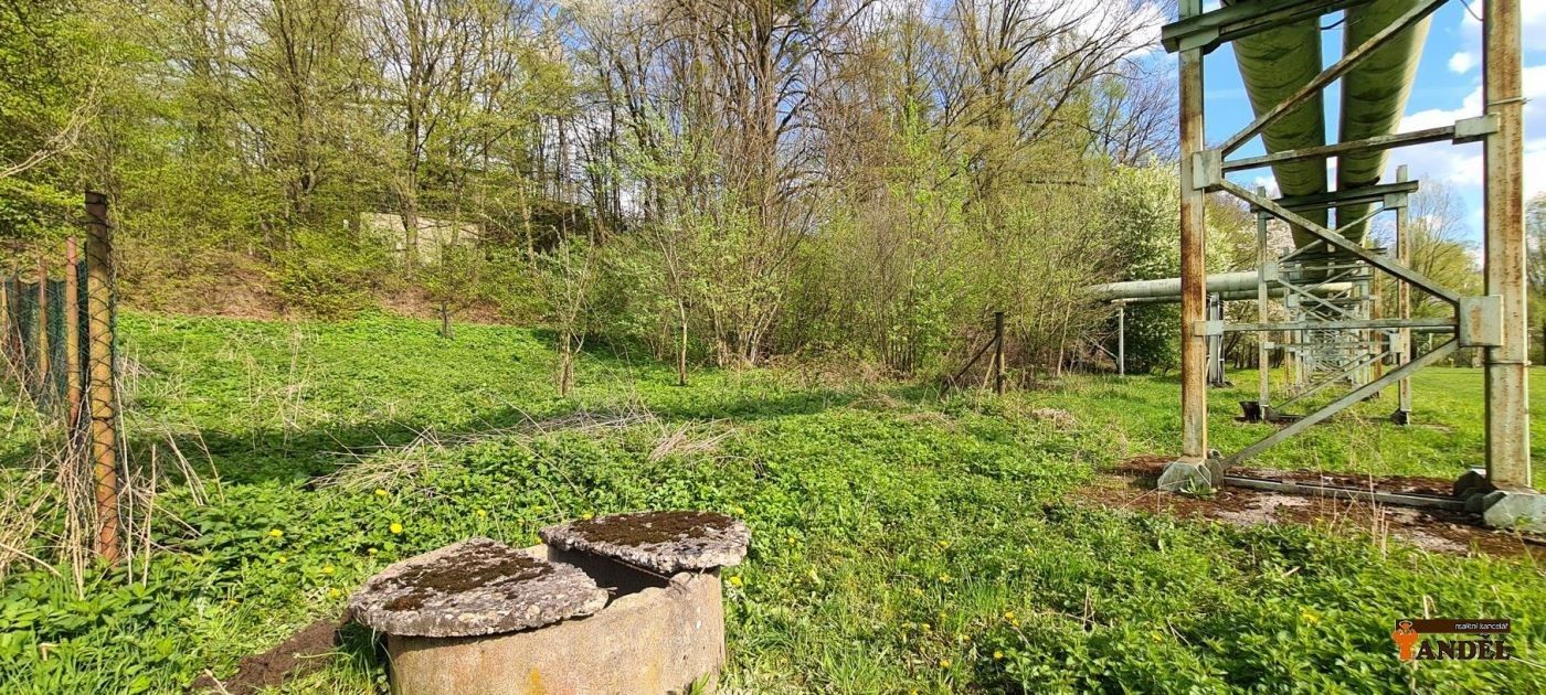 Zahrady, Pod Svahem, Havířov, 950 m²