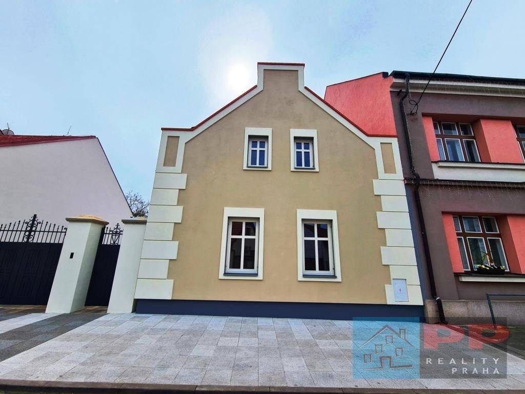 Prodej rodinný dům - Husova, Libice nad Cidlinou, 146 m²