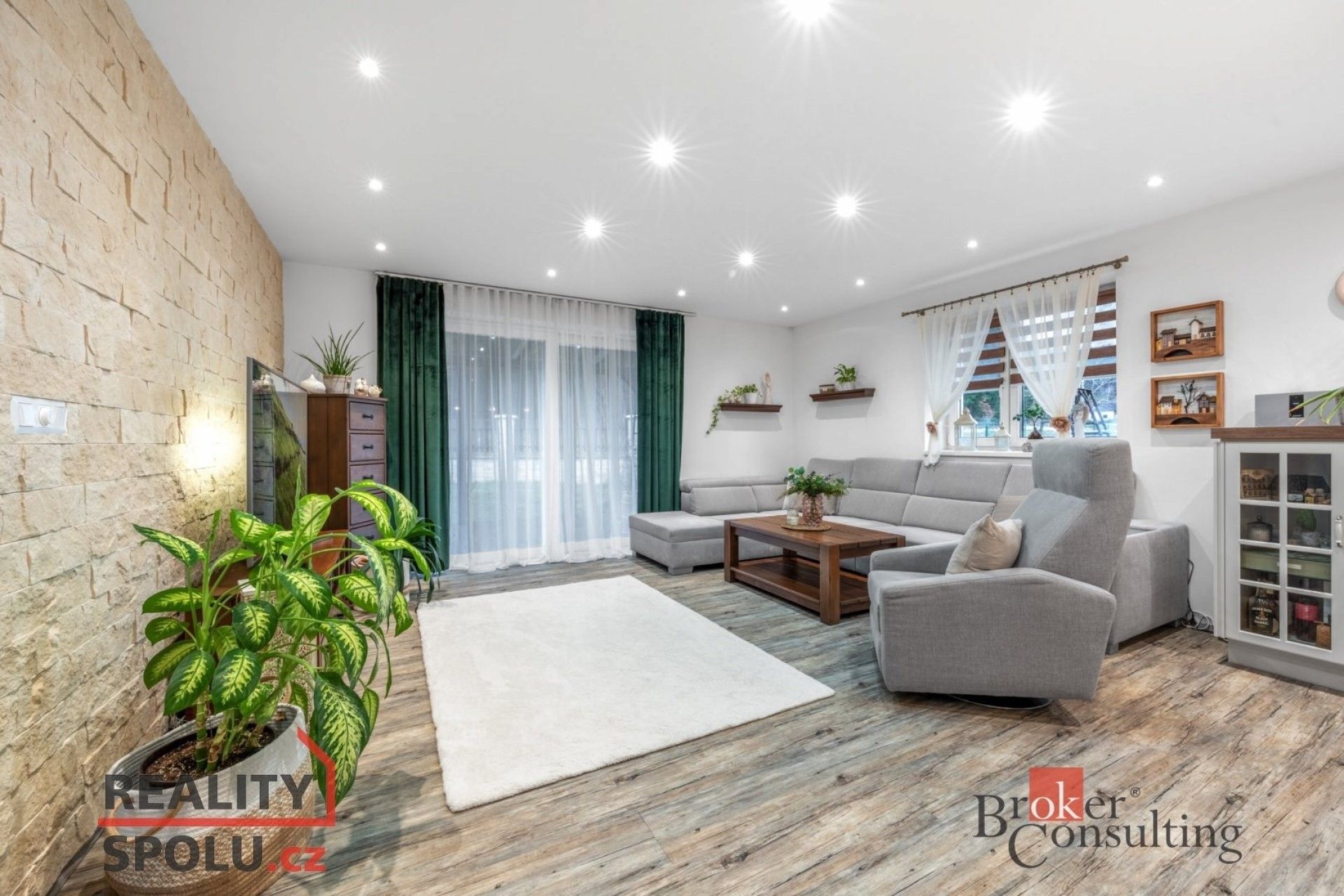 Prodej rodinný dům - Novinská, Liberec, 333 m²