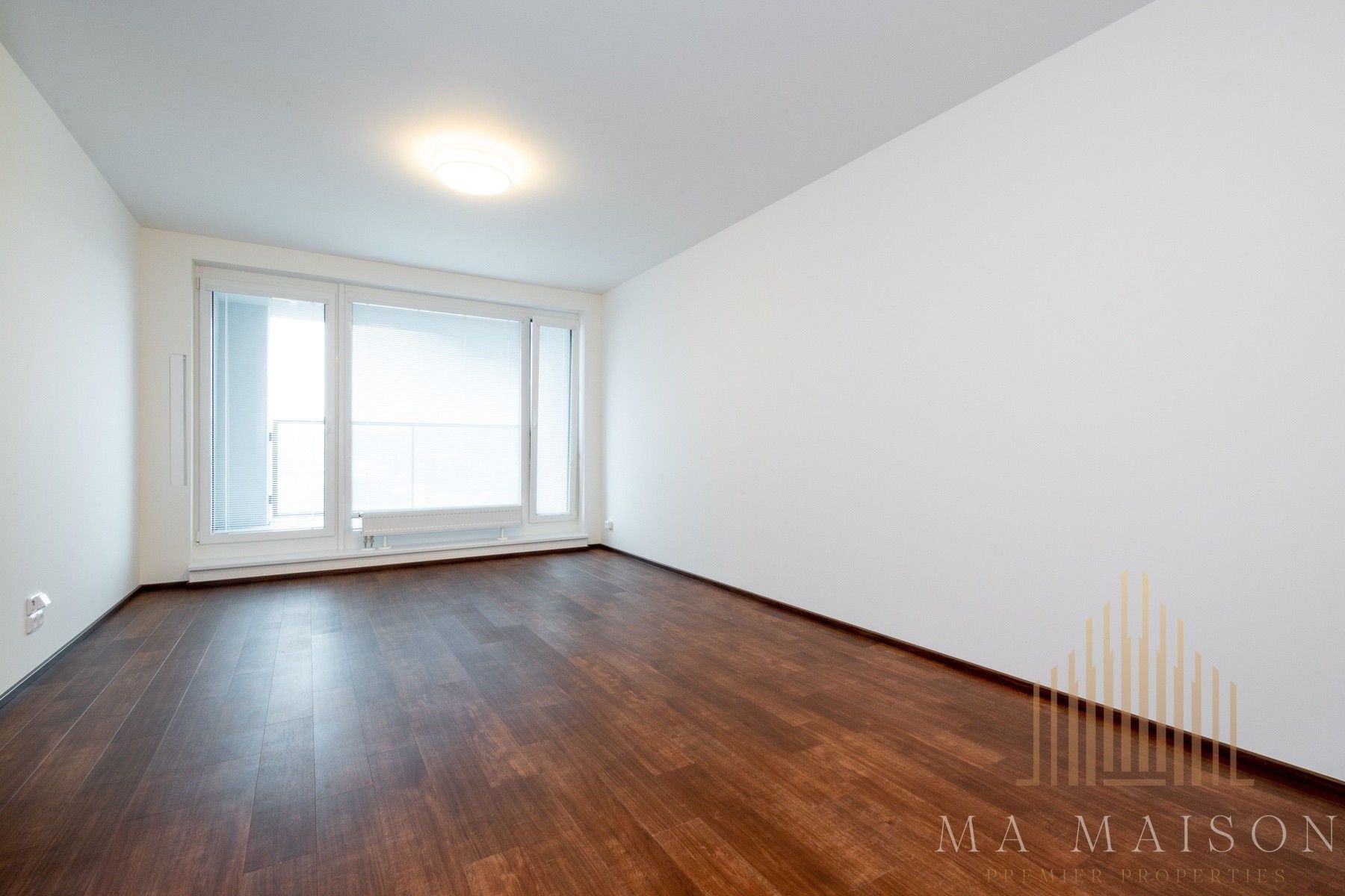 Pronájem byt 2+kk - Poděbradská, Praha, 52 m²
