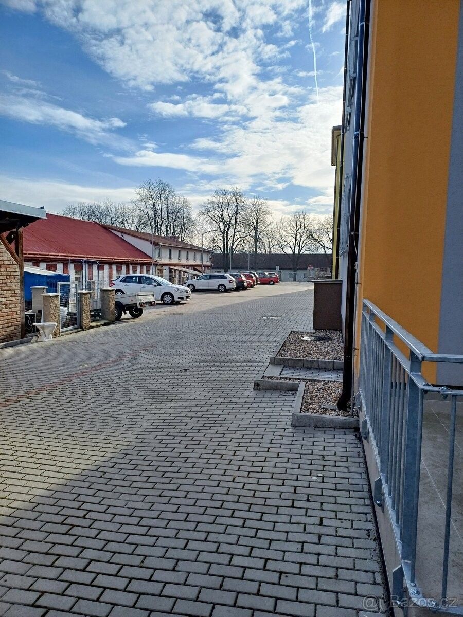 Pronájem byt 1+kk - Milovice nad Labem, 289 24, 39 m²