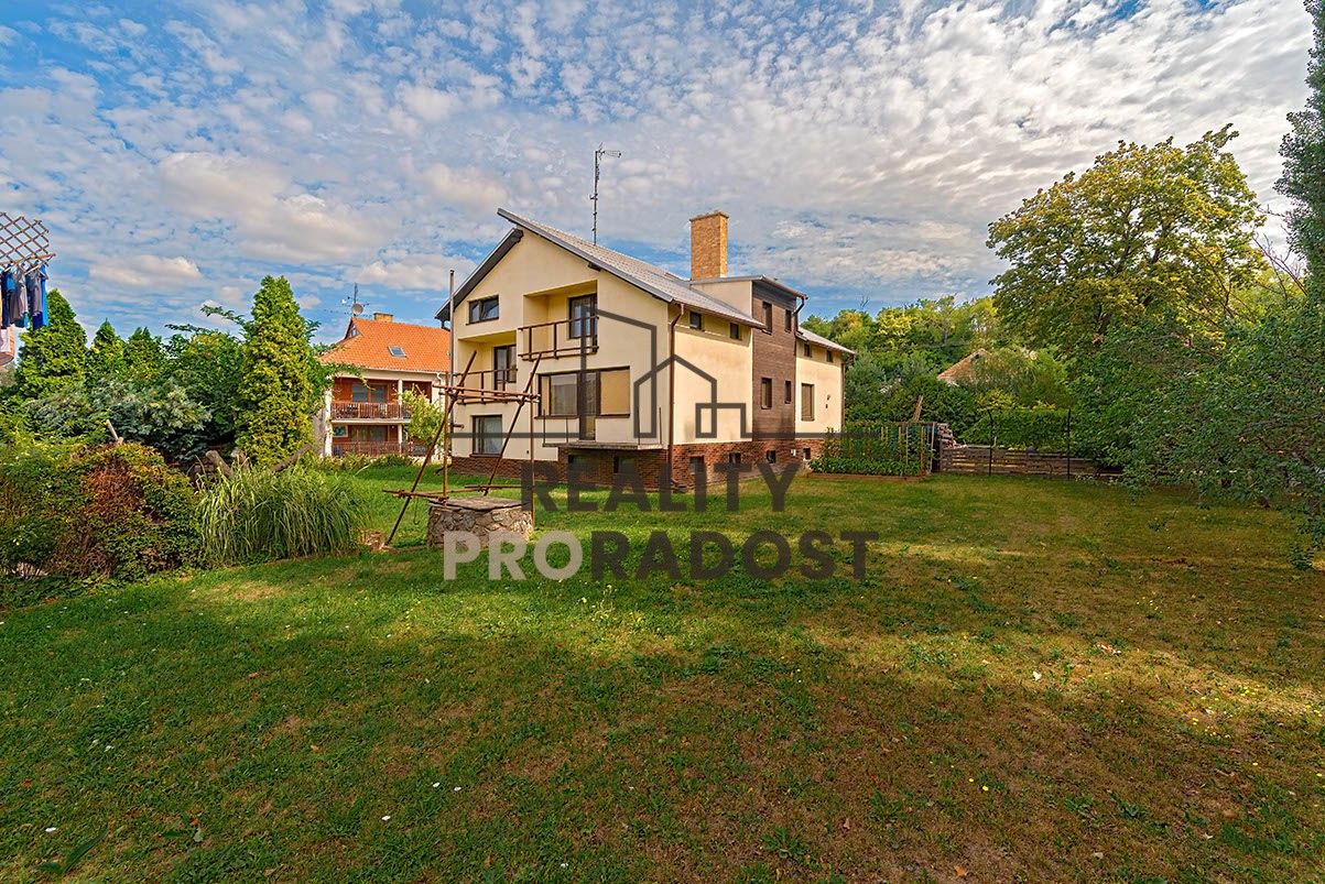 Prodej rodinný dům - Leska, Dobšice, 420 m²