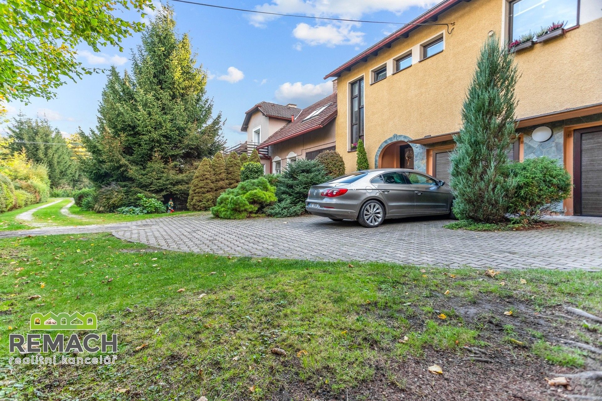 Rodinné domy, Řešetova Lhota, Studnice, 281 m²