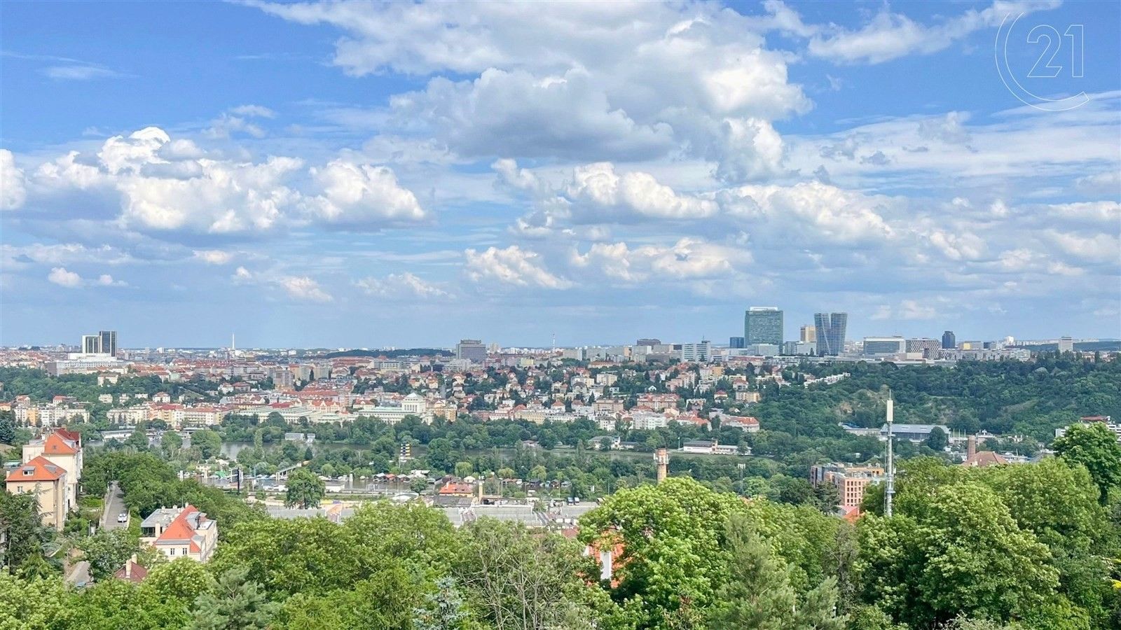 4+1, U Dívčích hradů, Praha, 139 m²