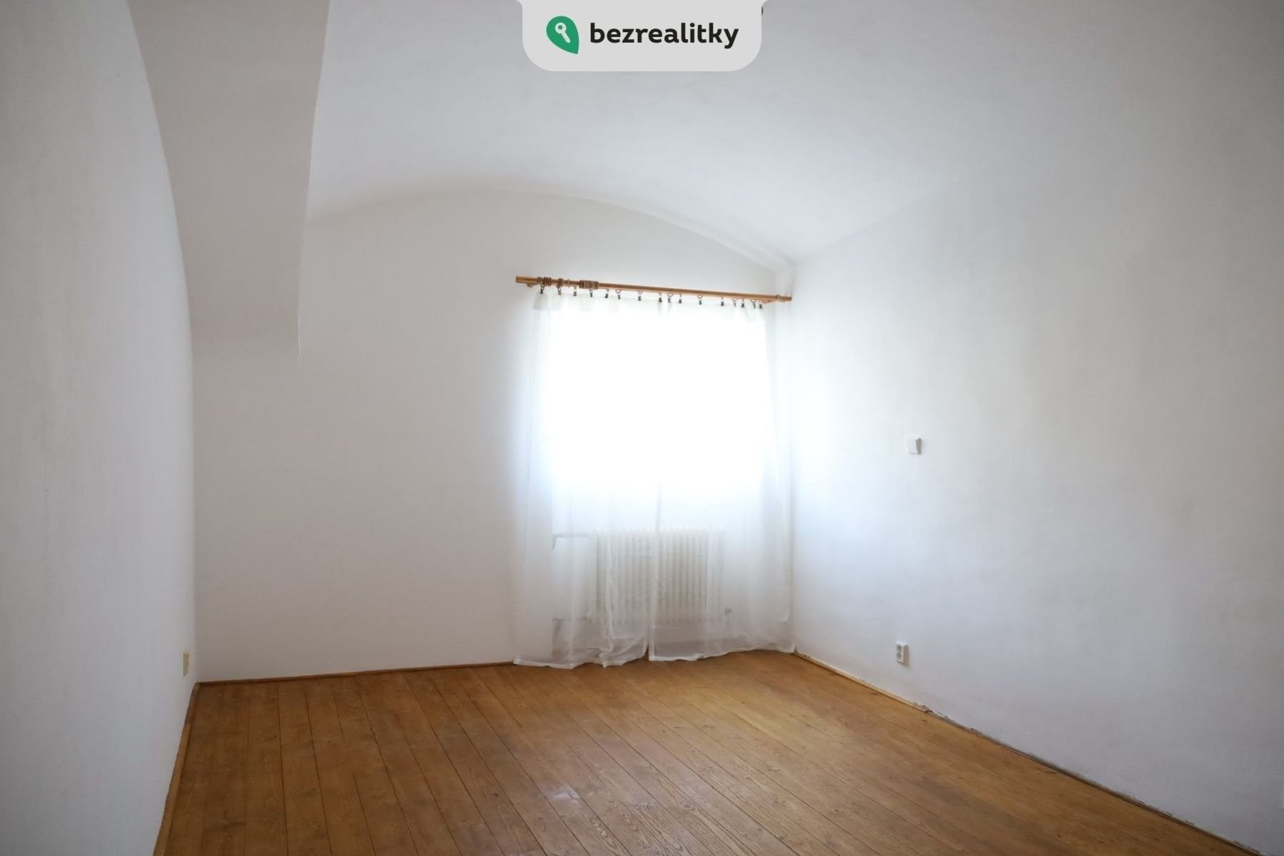 2+kk, Kostelec u Křížků, 57 m²