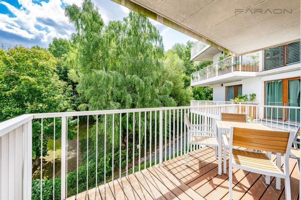 3+kk, Naskové, Praha, 95 m²