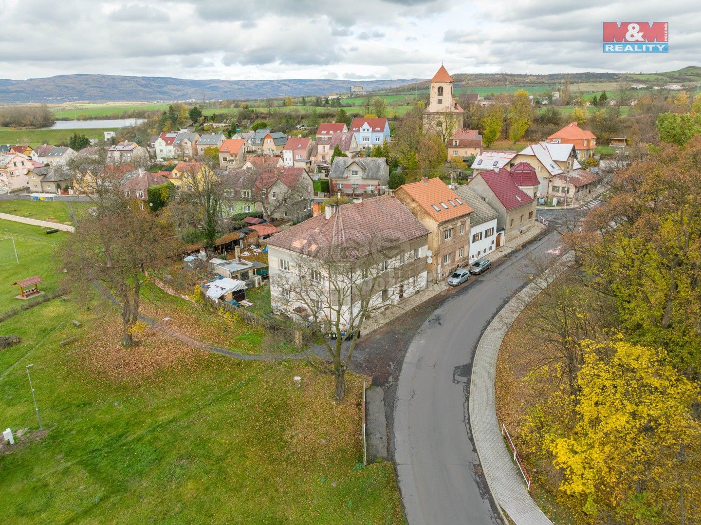 Činžovní domy, Zabrušany, 240 m²