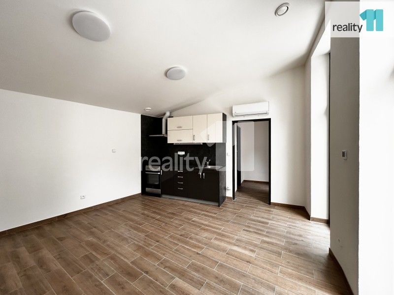 Prodej byt 1+1 - Praha, 141 00, 34 m²