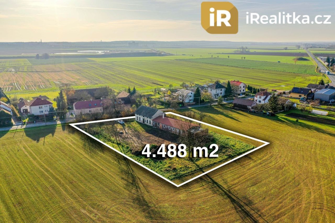Rodinné domy, Lhota pod Libčany, 140 m²