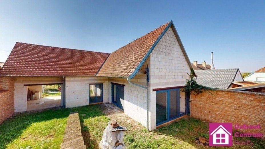 Rodinné domy, Kobylí, 251 m²