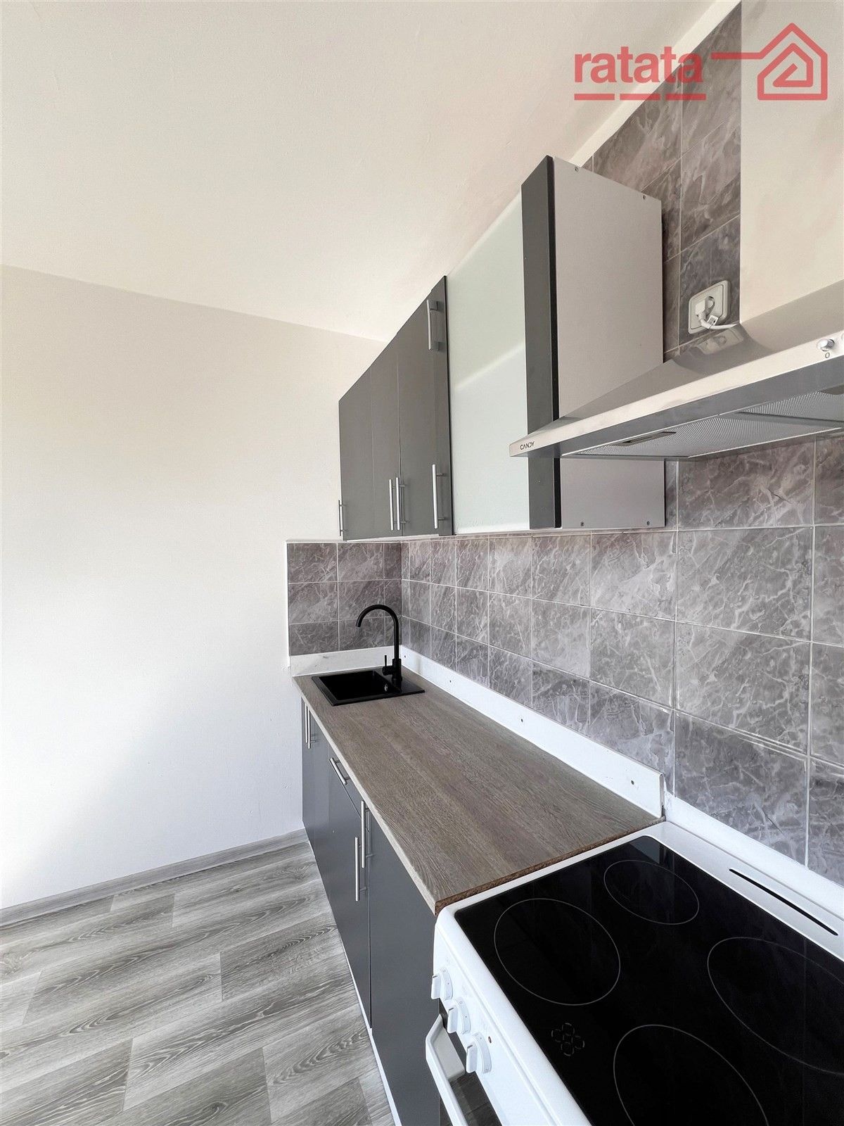 1+1, Písečná, Chomutov, 38 m²