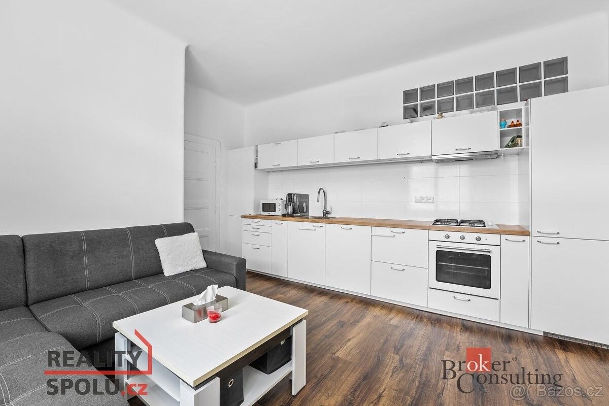 2+kk, Praha, 160 00, 55 m²