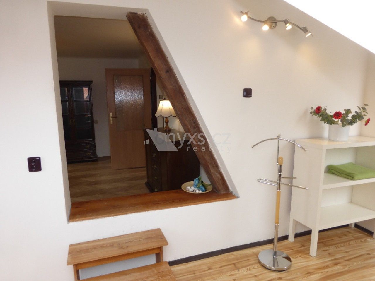 Prodej byt 2+1 - Mikšovského, Praha, 51 m²