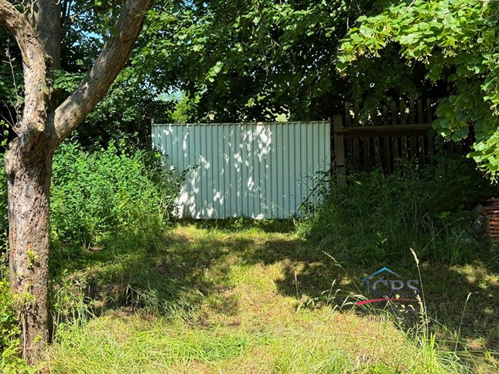 Zahrady, Kostelec nad Labem, 1 821 m²