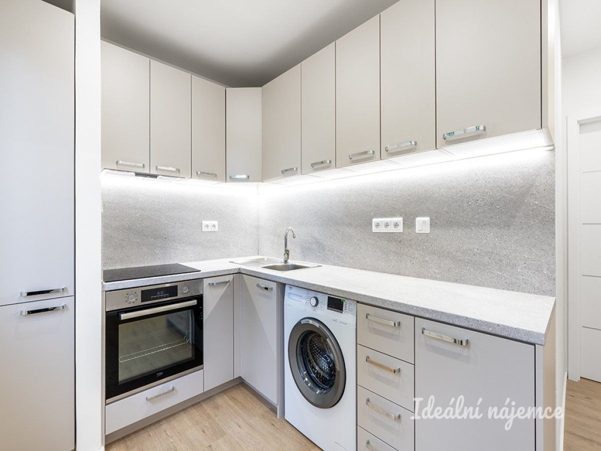 2+1, Vrbčanská, Praha, 53 m²