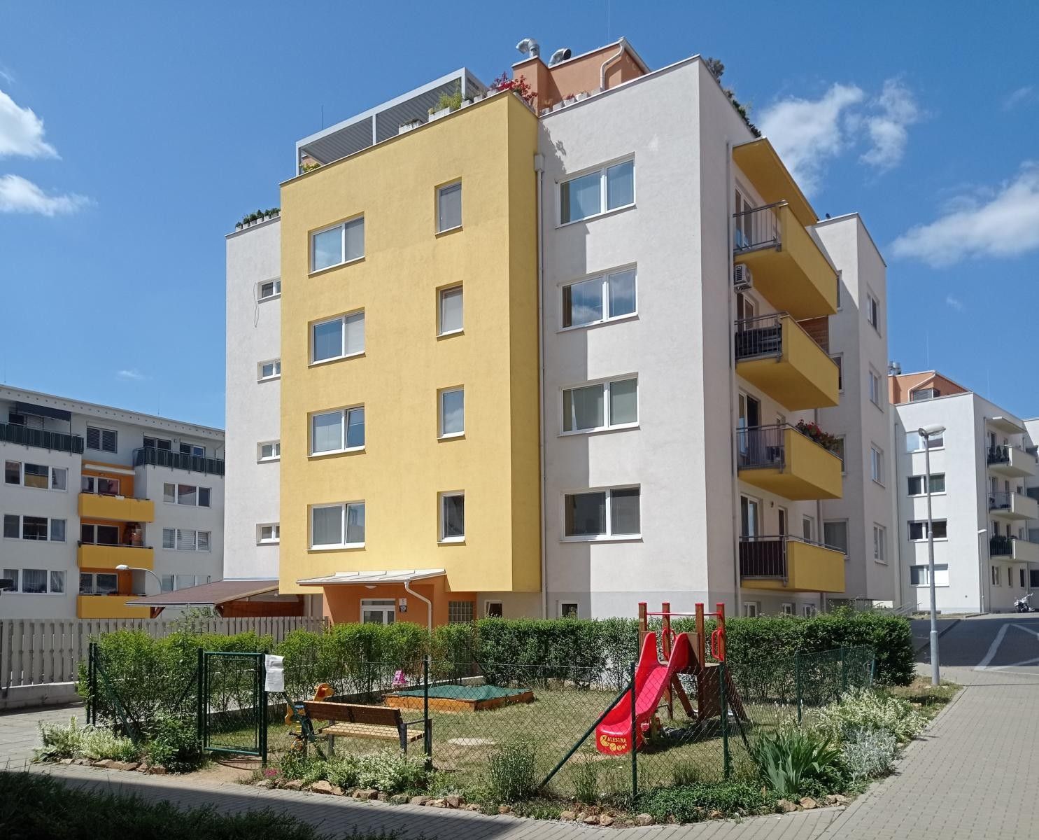 Pronájem byt 2+kk - Žebětín, Brno, 47 m²