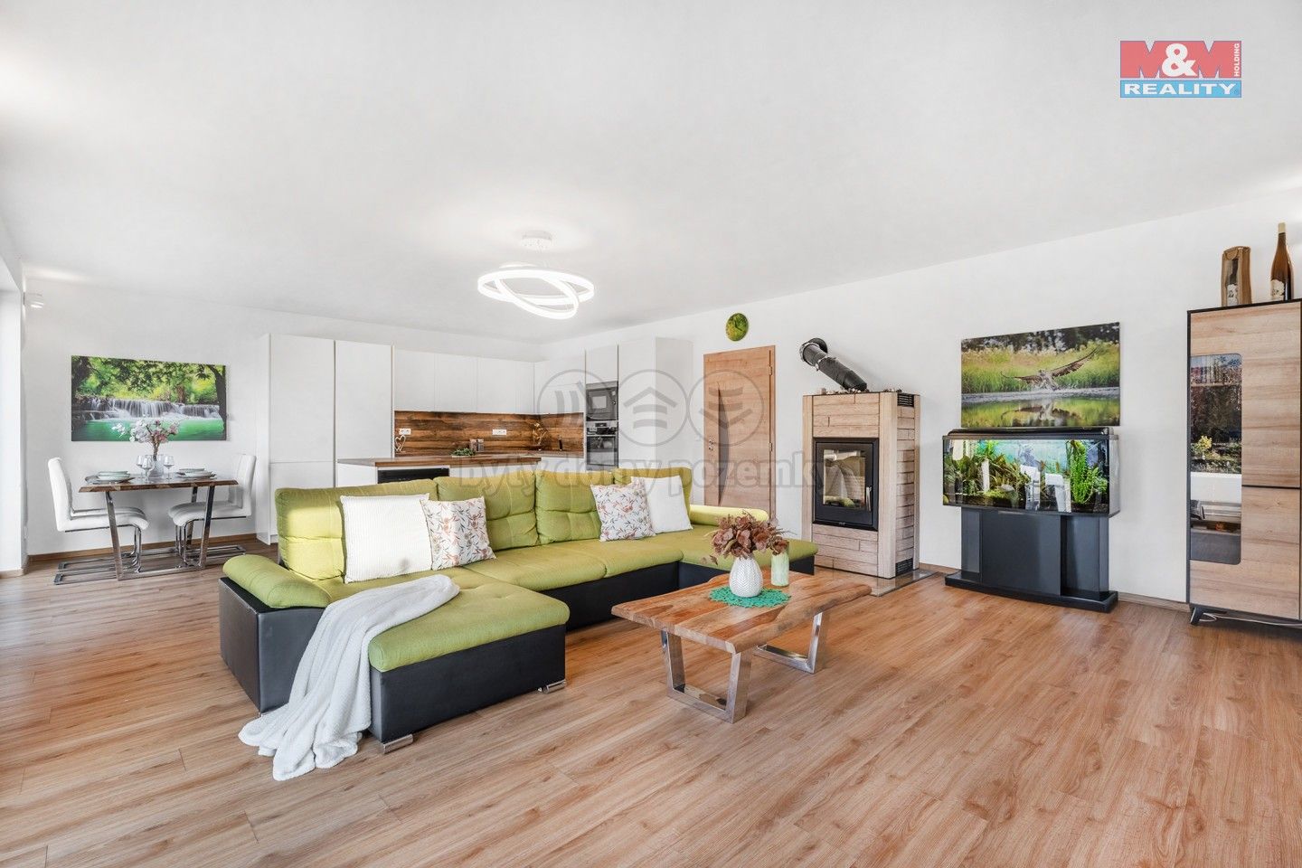 Prodej rodinný dům - U Skalky, Veleň, 187 m²