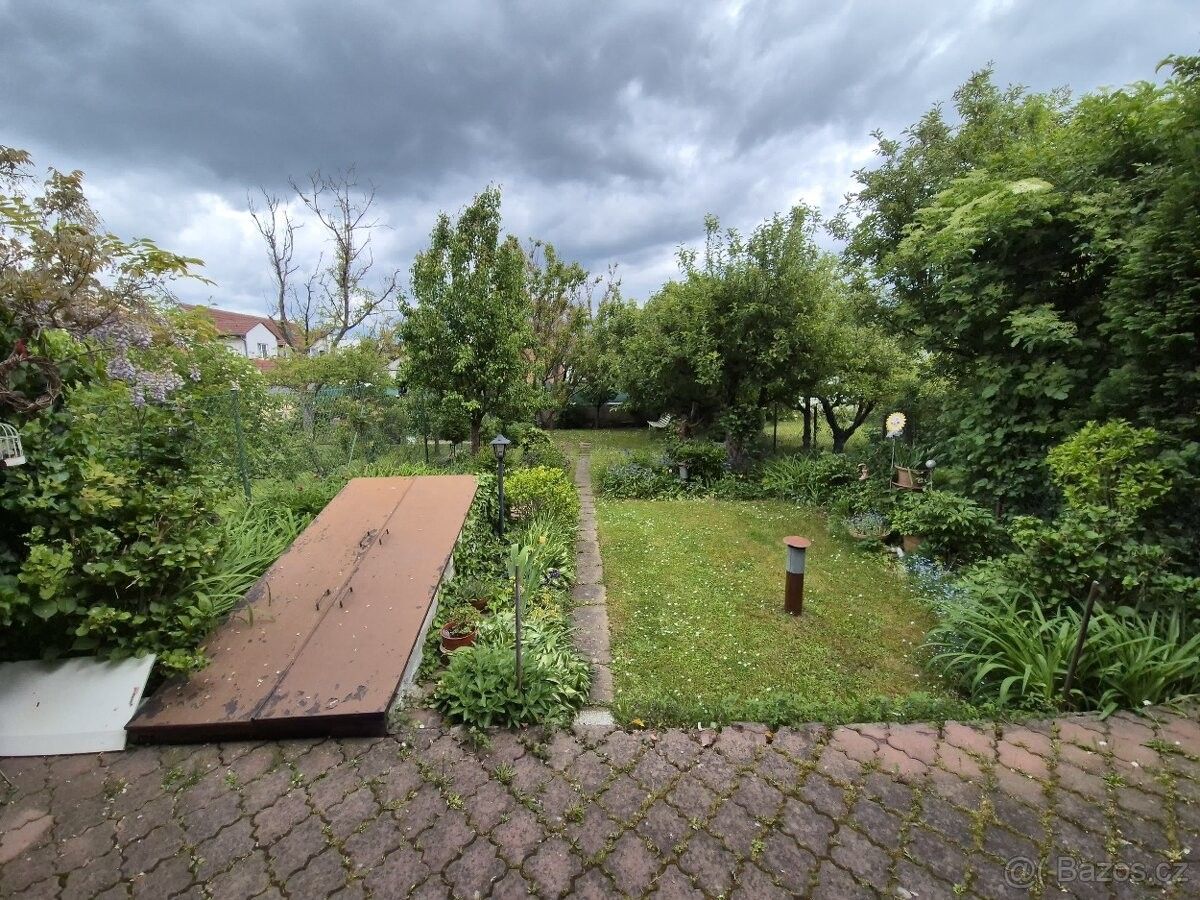Prodej dům - Otrokovice, 765 02, 260 m²