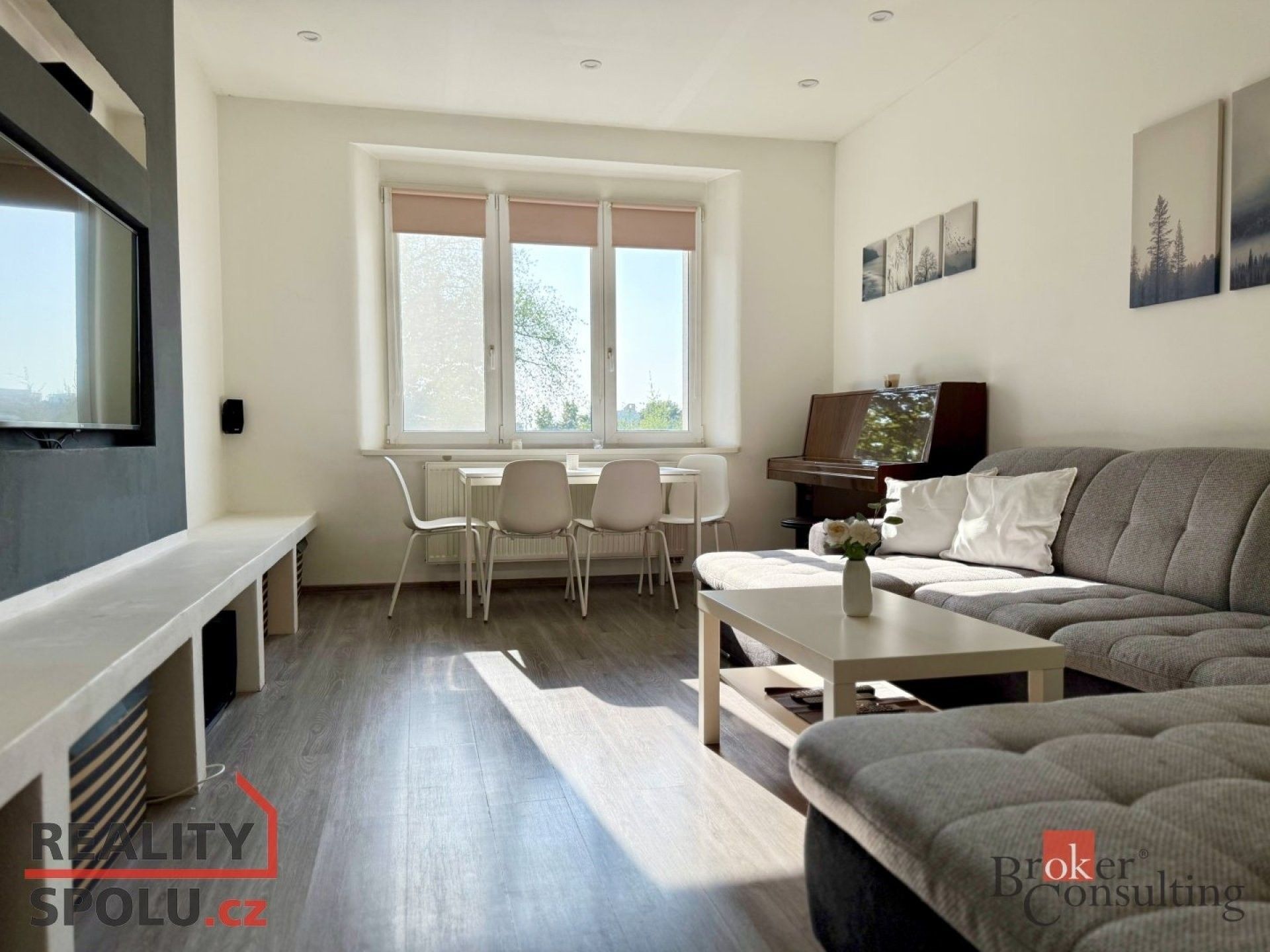 Pronájem byt 2+1 - Pod Plískavou, Praha, 58 m²
