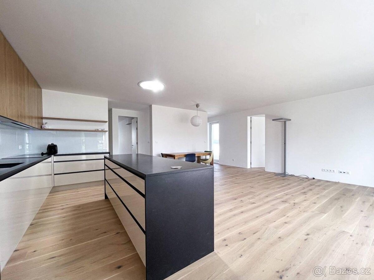 Pronájem byt 4+kk - Zlín, 760 01, 147 m²