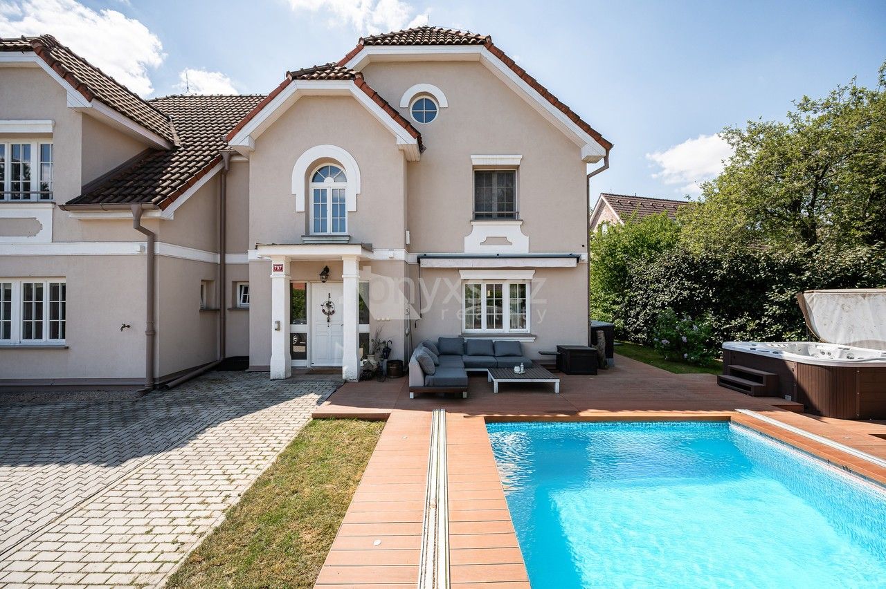 Prodej rodinný dům - K Šubrtce, Praha, 367 m²