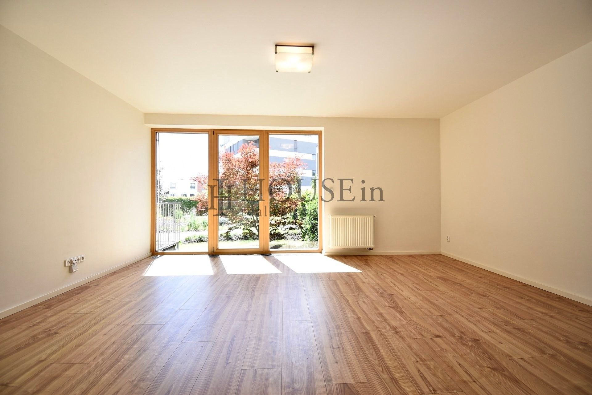 Pronájem byt 2+kk - Na vysoké I, Praha, 54 m²