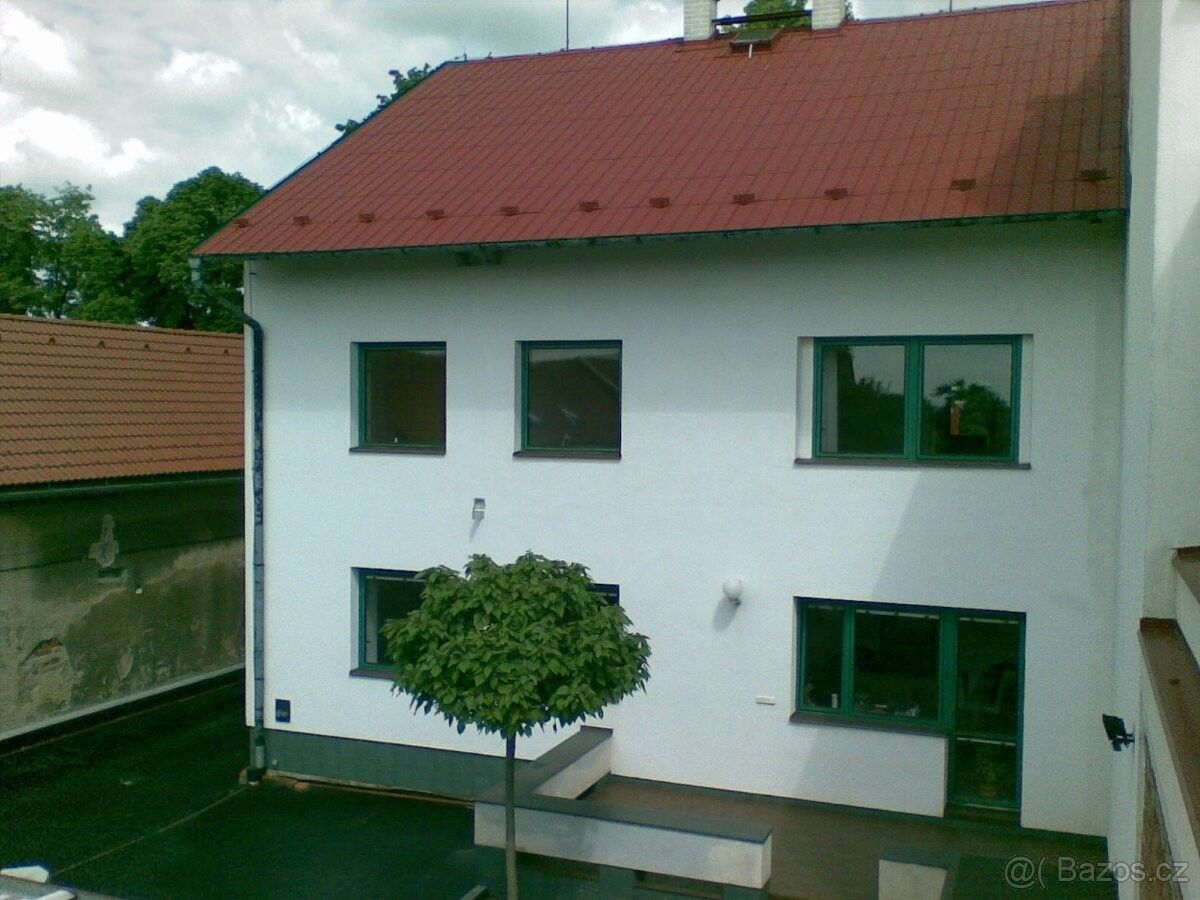 Prodej dům - Hradec Králové, 500 04, 143 m²