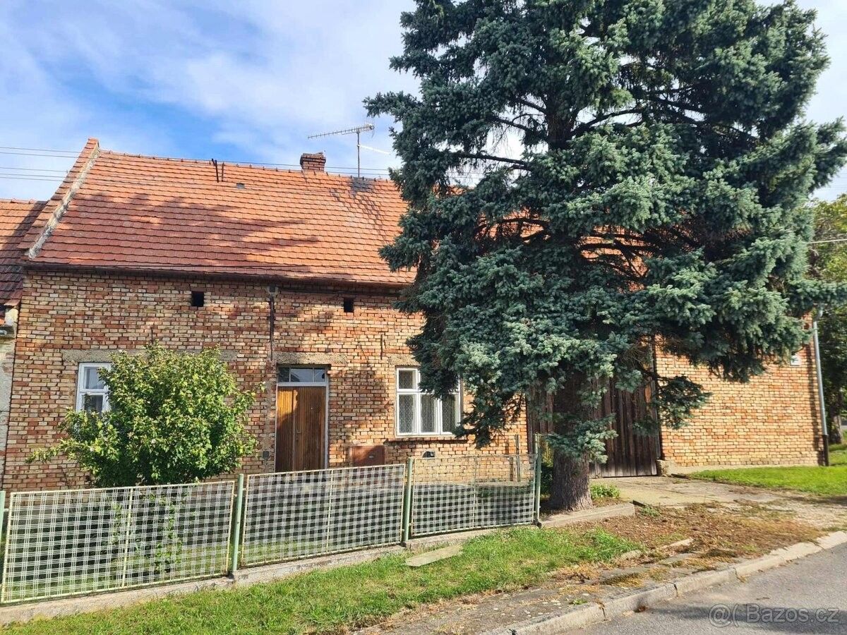 Ostatní, Louka nad Veličkou, 696 76, 1 145 m²