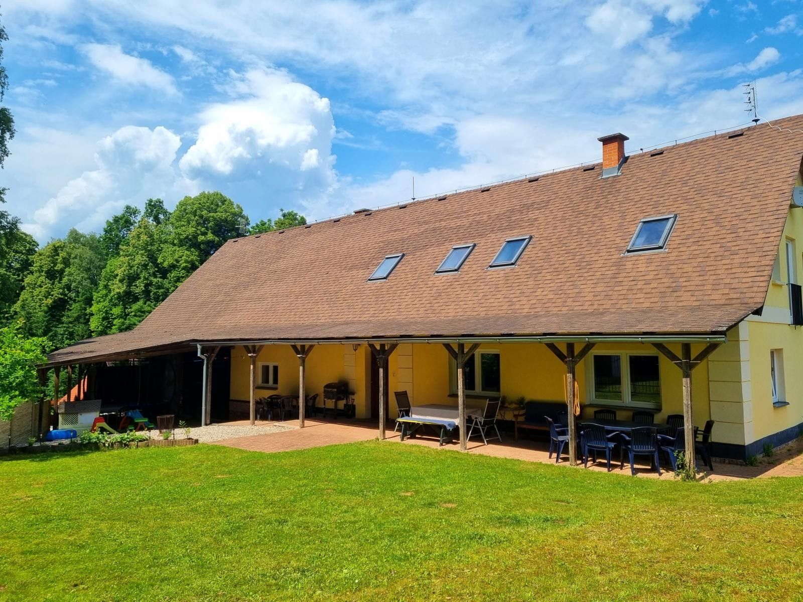 Prodej chalupa - Horní Staré Buky, Staré Buky, 188 m²