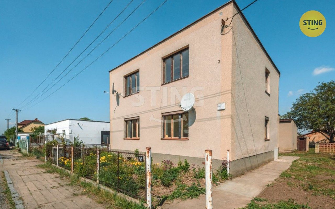 Prodej rodinný dům - Staré Jesenčany, 140 m²