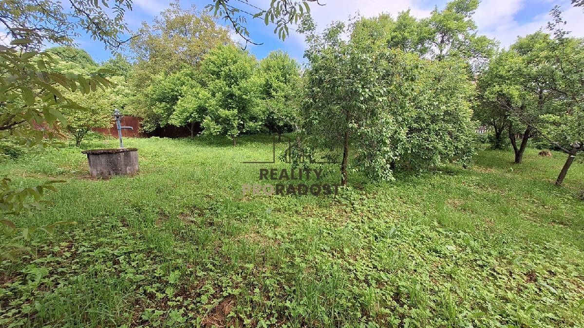 Lesy, Odry, 742 35, 708 m²
