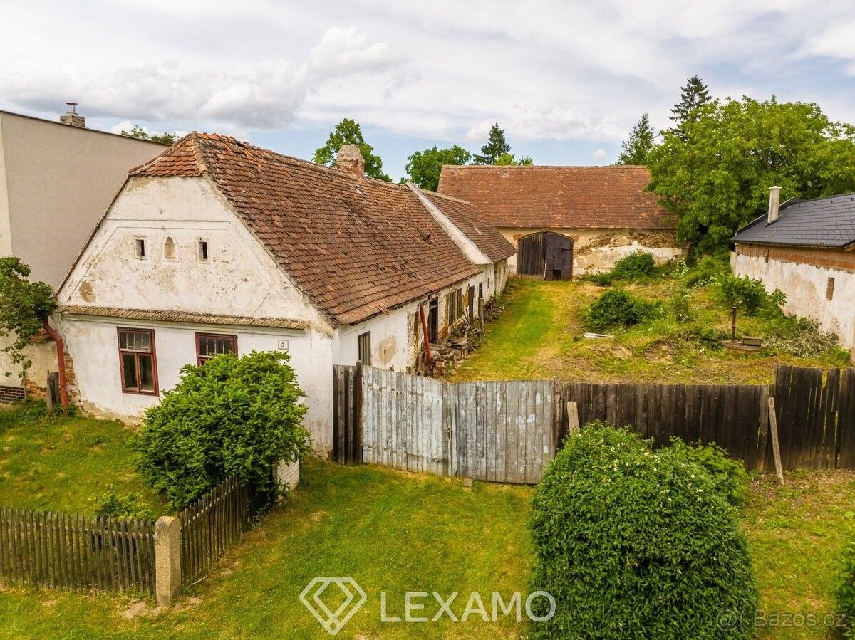 Prodej dům - Lesonice, 675 44, 2 199 m²