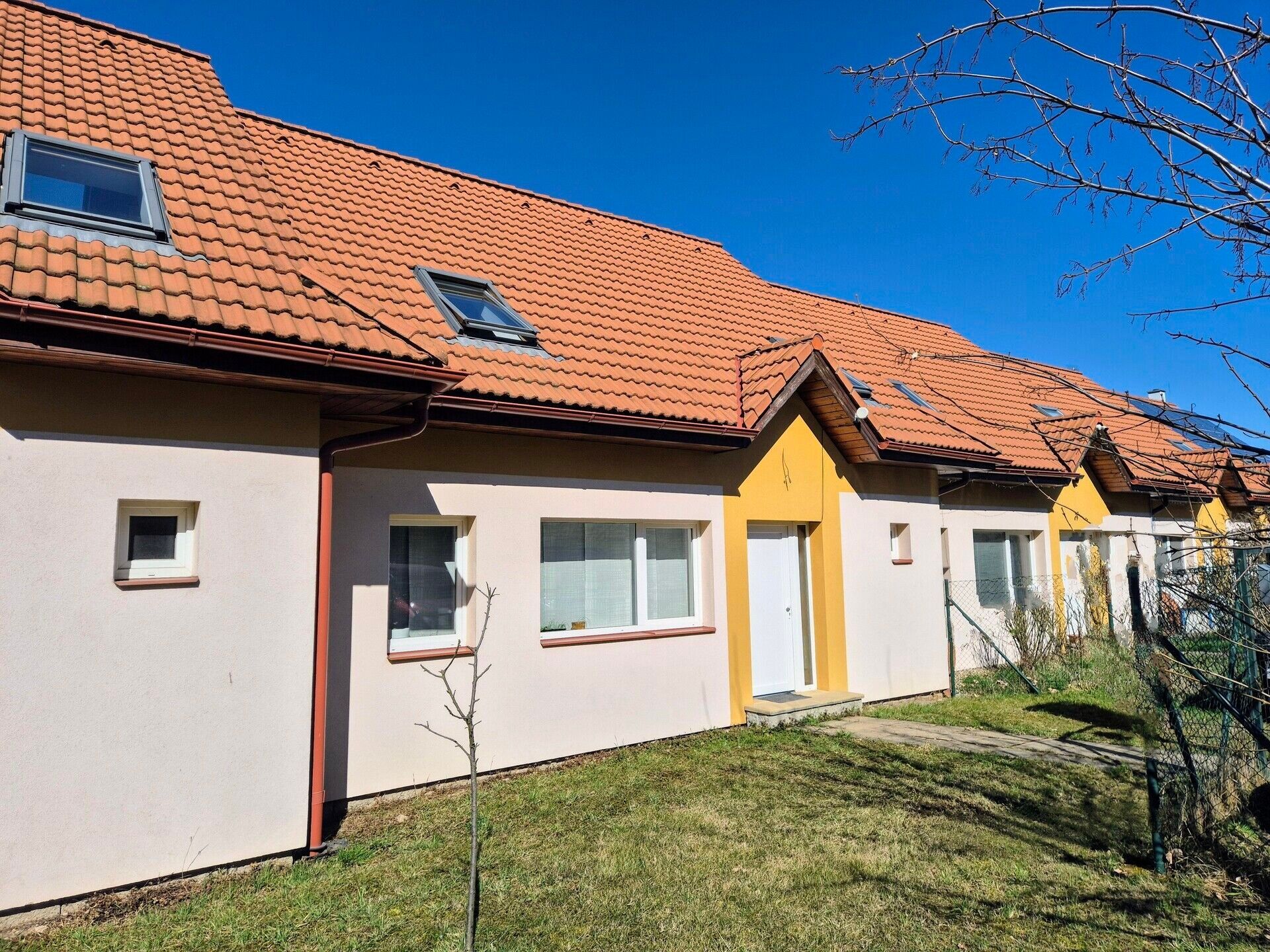 Ostatní, Pražská, Buštěhrad, 166 m²