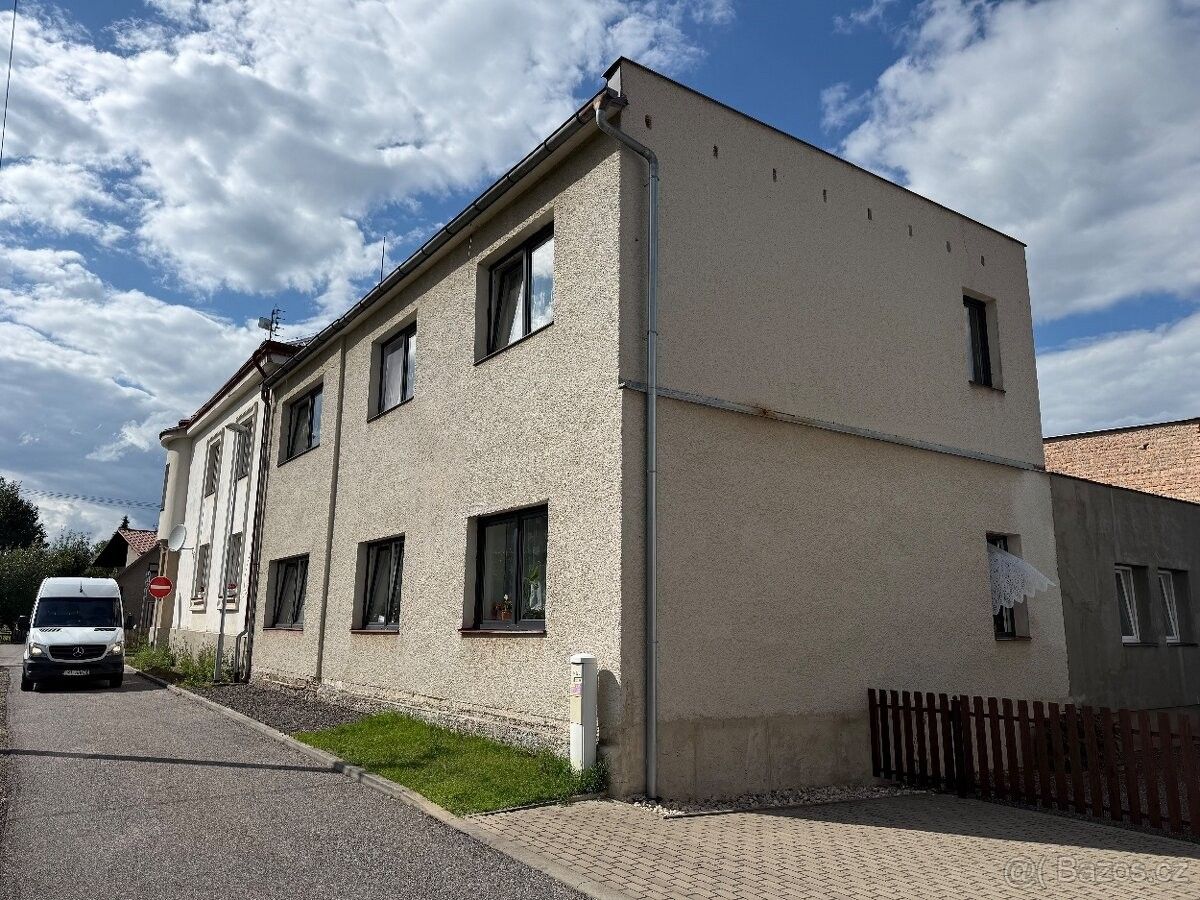 4+1, Hronov, 549 31