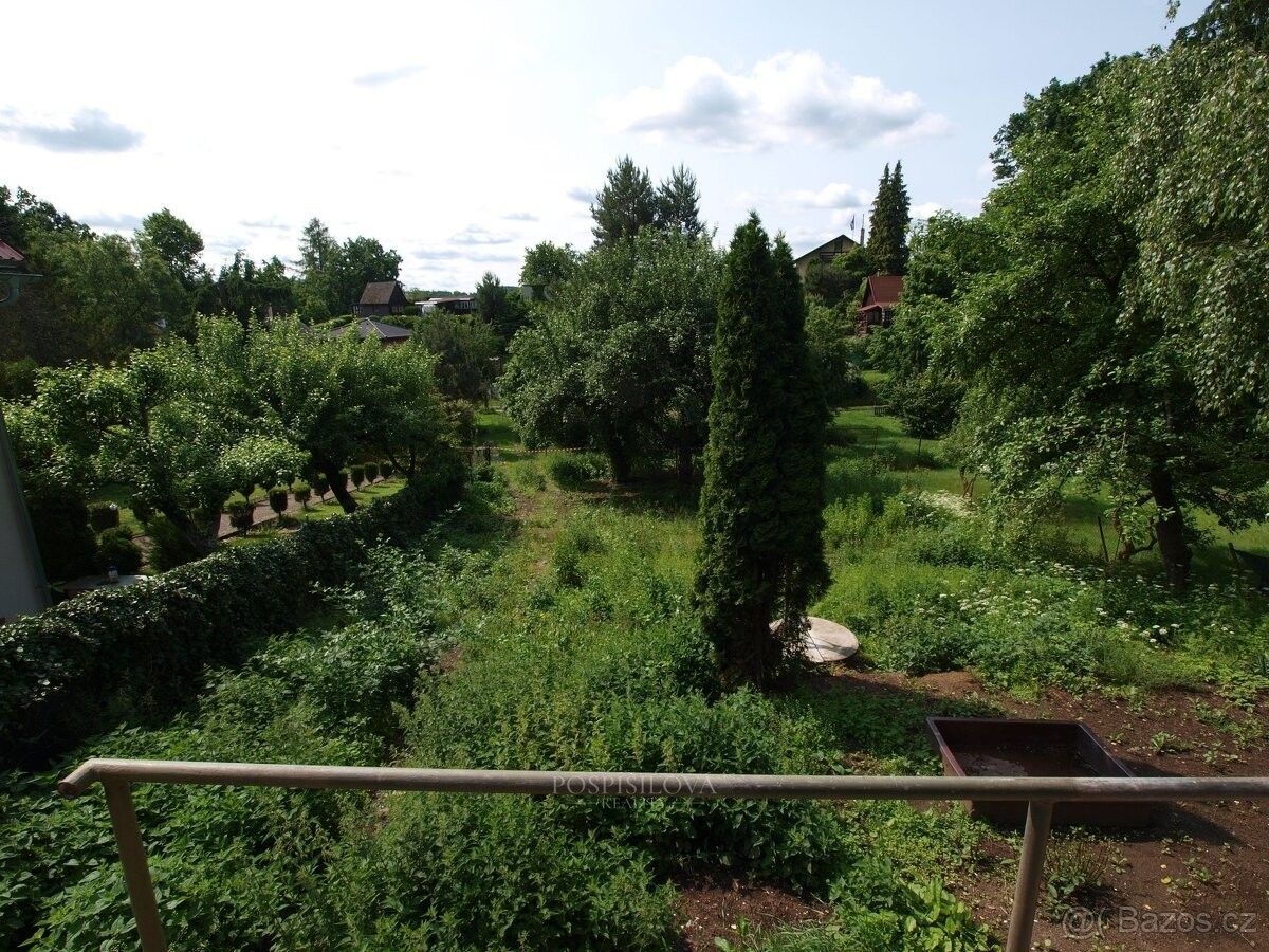 Lesy, Krhanice, 257 42, 898 m²