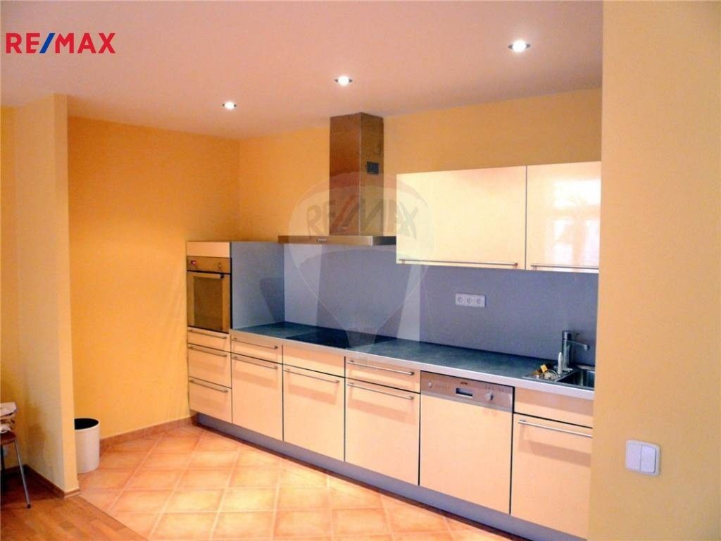 3+kk, Řehořova, Praha, 95 m²