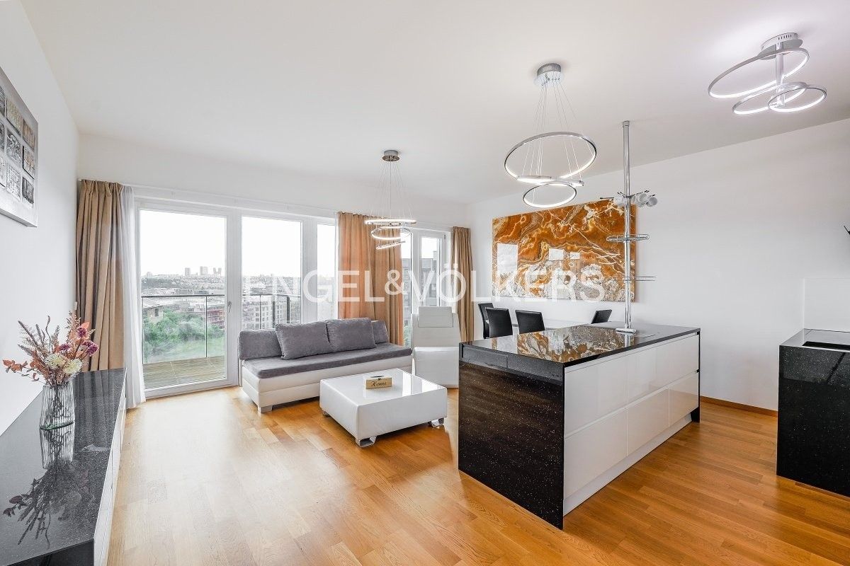 2+kk, Holečkova, Praha, 50 m²